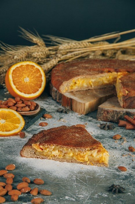 Апельсиновый пирог с миндалем