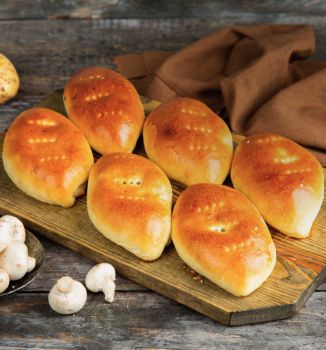 Пирожки с курицей, картофелем и сыром  2шт