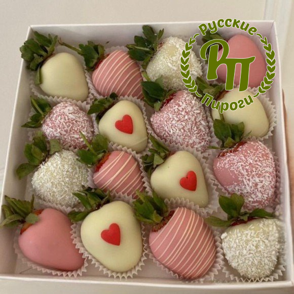 Клубника в шоколаде "Розовые сердца"