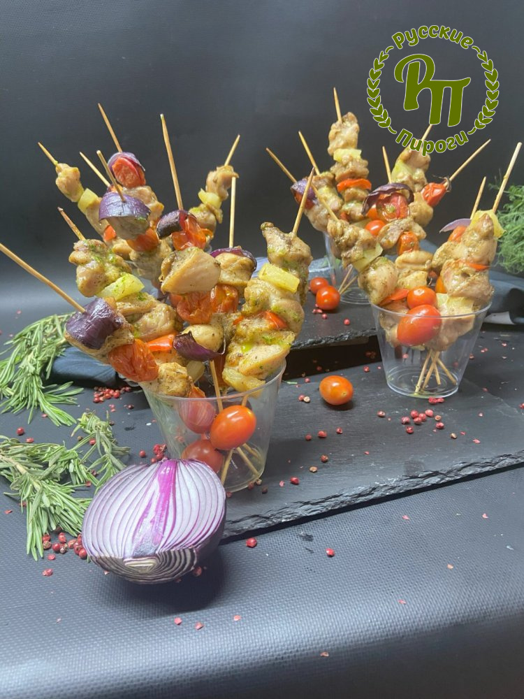 Куриные пикантные шашлычки с ананасом 