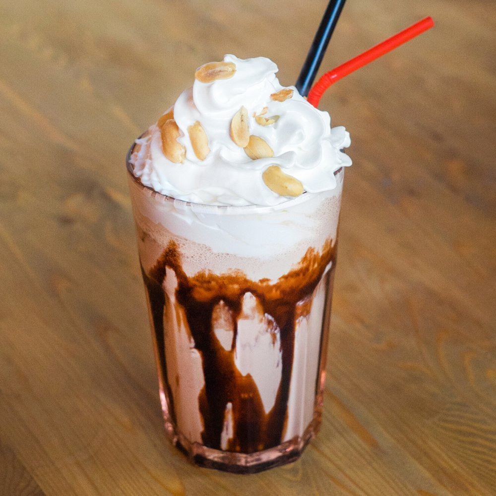 Милкшейк "Сникерс"