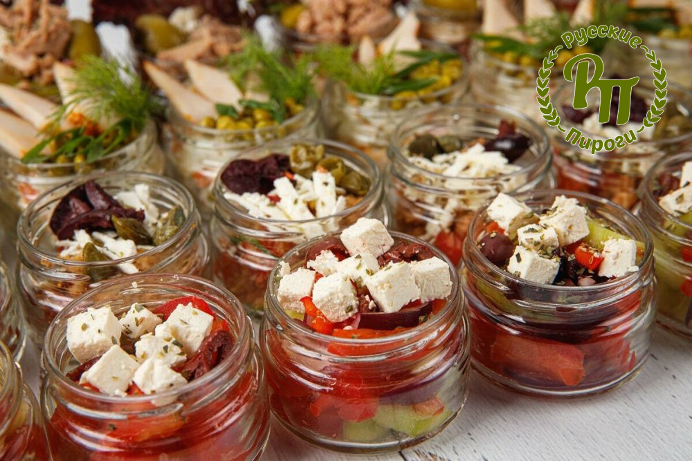 Мини традиционный греческий салат с фетой 10 шт