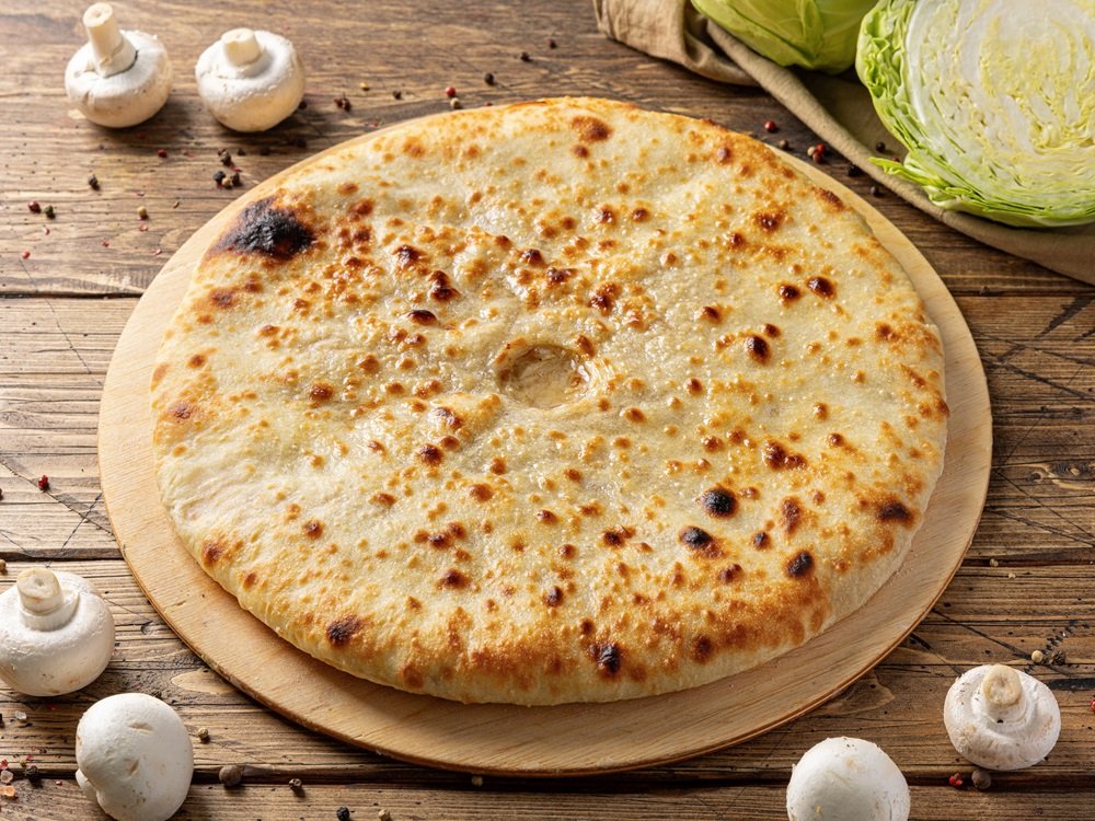 Осетинский пирог с капустой и грибами