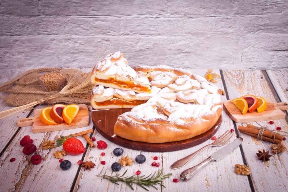 Осетинский пирог с творогом и лимоном