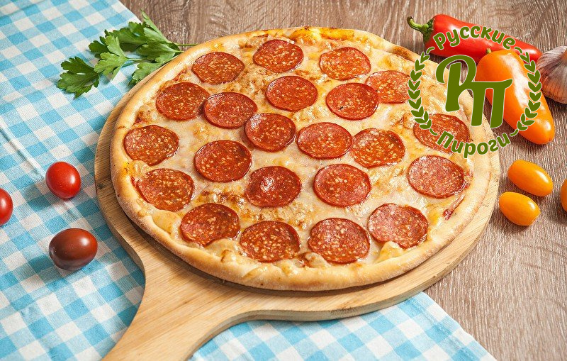 Пицца пепперони