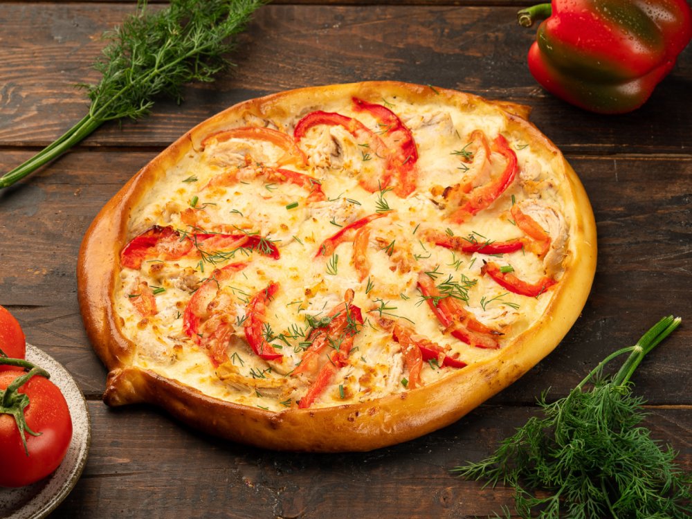 Пицца пирог с курицей