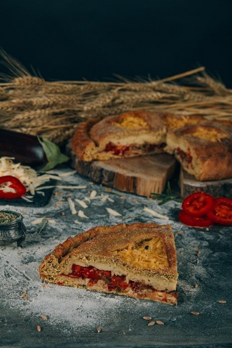 Пицца с баклажанами веганская