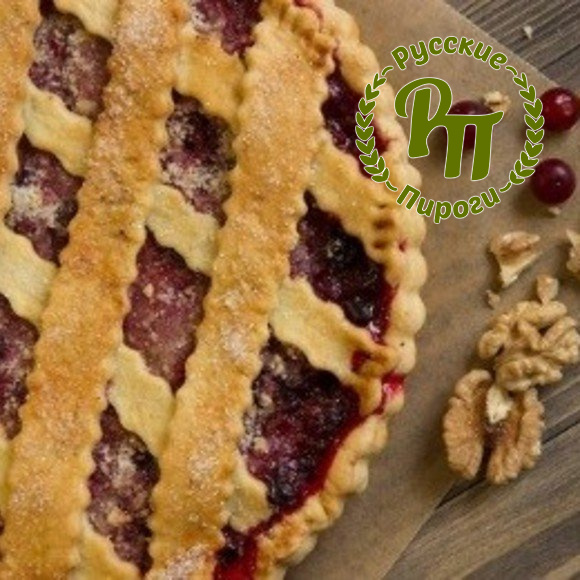 Пирог с клюквой и грецким орехом