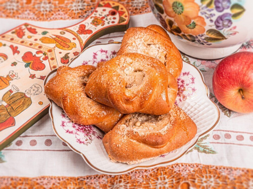 Пирожки с яблоком 10 шт