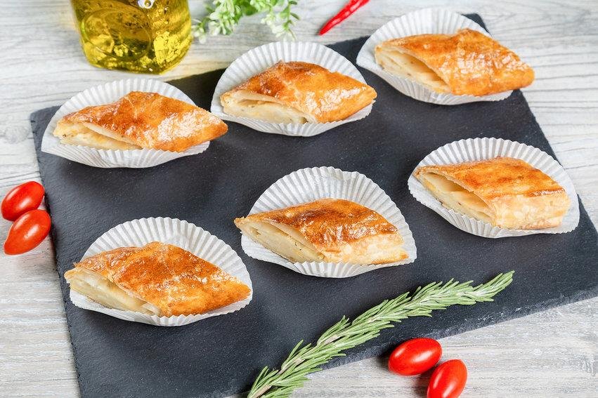 Рулетики с сыром брынза 6 шт