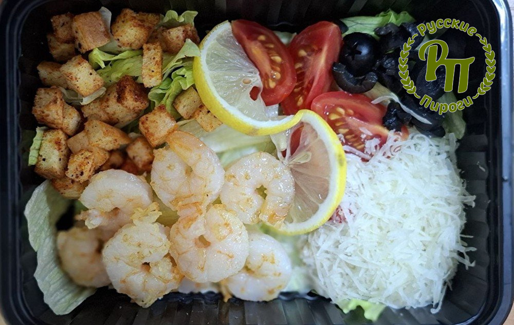 Салат цезарь с креветками