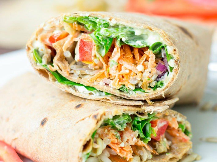 Шаурма вегетарианская в сырном лаваше