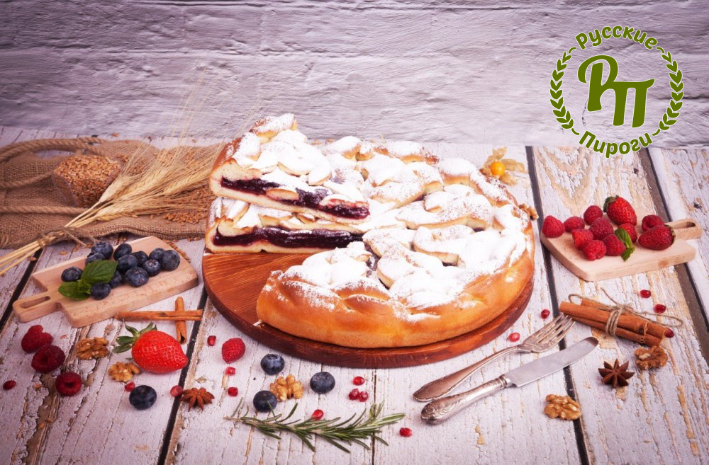 Сдобный пирог с ежевикой