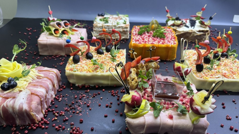 Скандинавское ассорти 8 бенто