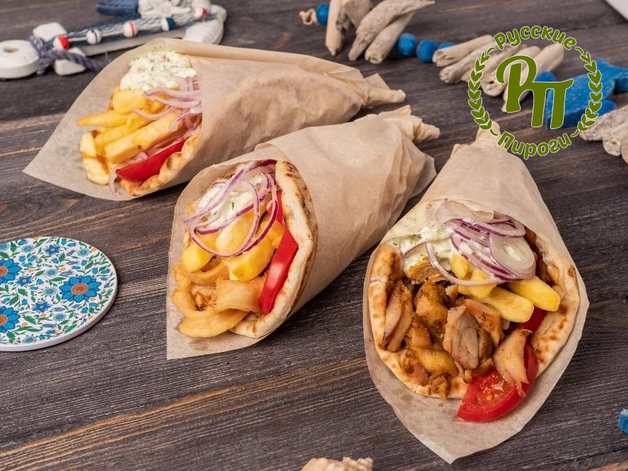 Сувлаки с сыром халуми