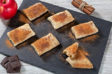 Блинчики с яблоками и ароматной корицей 6 шт