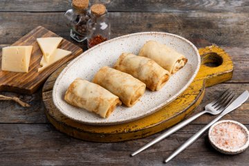 Блинчики с курицей, картофелем и сыром (4шт) 