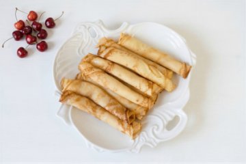 Блинчики с вишней 10 шт