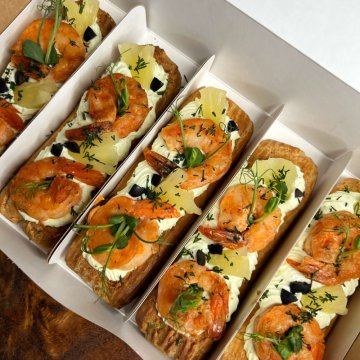 Эклеры "Ананас с креветкой"