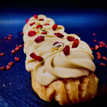 Эклеры "Барберри чиз"