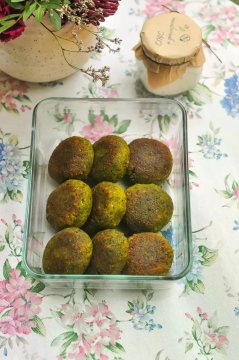 Фалафель с йогуртовым соусом