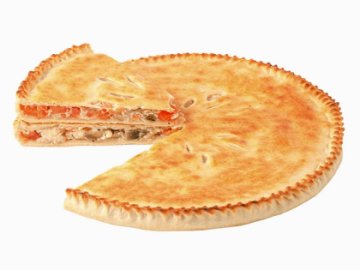 Фирменный пирог с курицей, томатами и базиликом