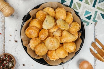 Греческие пирожки с говяжьим фаршем 20 шт