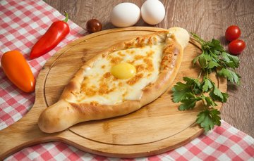 Хачапури по-аджарски