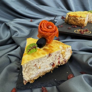 Итальянский чизкейк с вяленым томатом и Пепперони