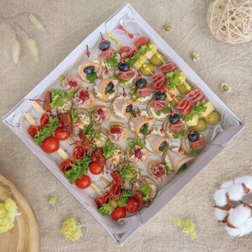Канапе бокс "Мясной" 36 шт