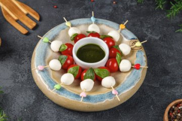 Канапе "Капрезе" 10 шт