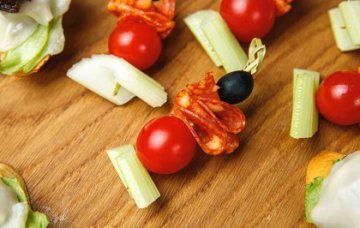 Канапе Салями с овощами 25 шт