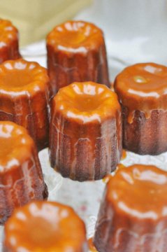 Канеле набор ассорти: карамель, фисташка 8шт