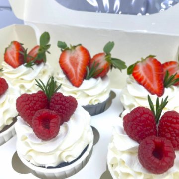 Капкейки «Ягодный кутюр»