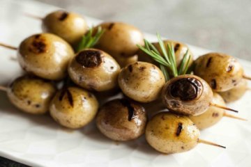Картофель беби на гриле с розмарином 10 шт.