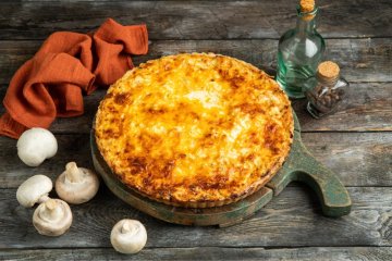 Киш Лорен с курицей и шампиньонами