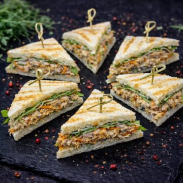 Клаб сэндвич мини "Горбуша и сельдь"