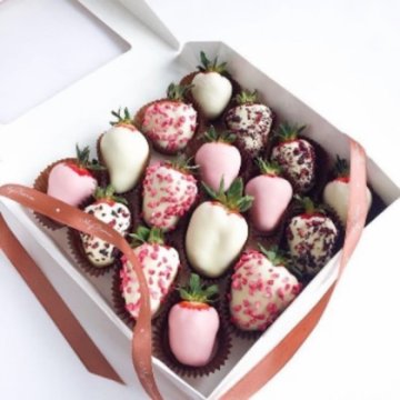 Клубника в шоколаде "Нежные чувства"