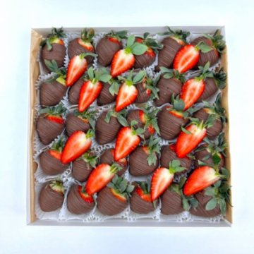 Клубника в шоколаде "Половинка моя"