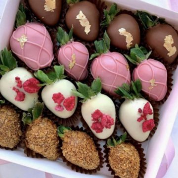 Клубника в шоколаде "Романтичный экспресс"