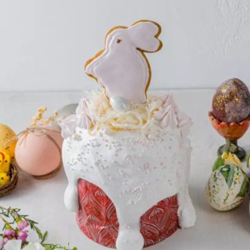 Кулич средний с зайцем