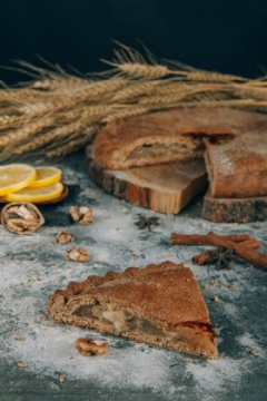 Лимонный пирог с грецким орехом