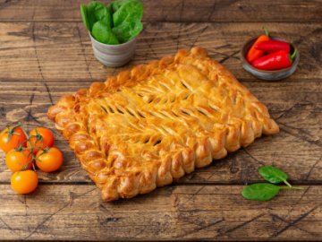 Мясной пирог с овощами