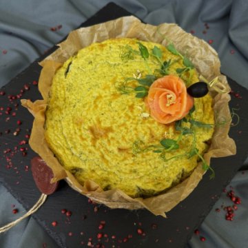 Норвежский чизкейк с горбушей су-вид и шпинатом