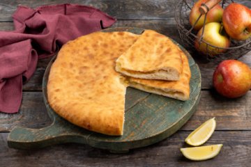 Осетинский пирог с яблоком и лимоном