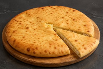 Осетинский пирог с курицей и картошкой