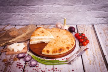 Осетинский пирог с творогом и укропом