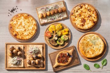 Овощи и хачапури на 5–6 человек