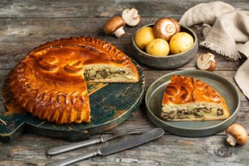 Пирог с картофелем и грибами