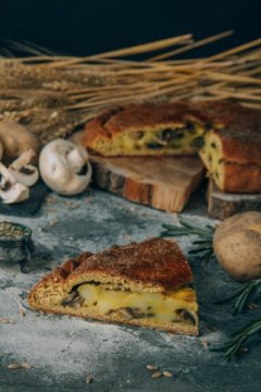 Пирог с картошкой и грибами